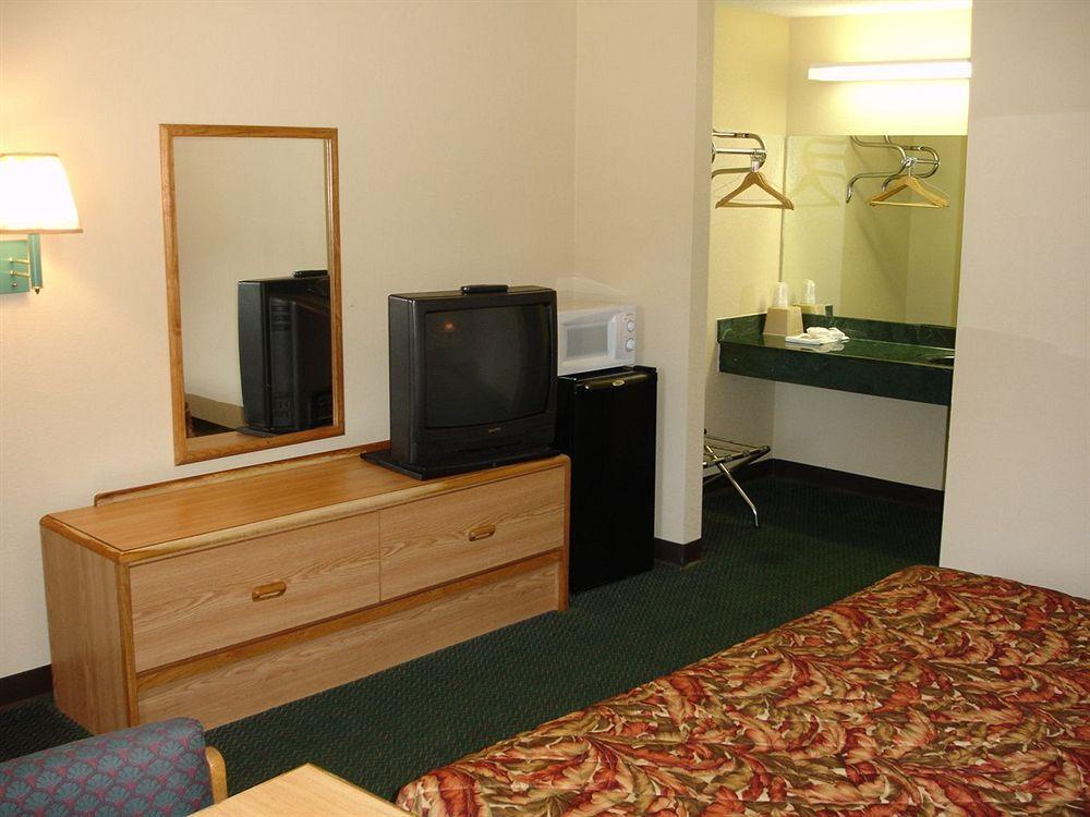 Luxury Inn Forrest City Δωμάτιο φωτογραφία