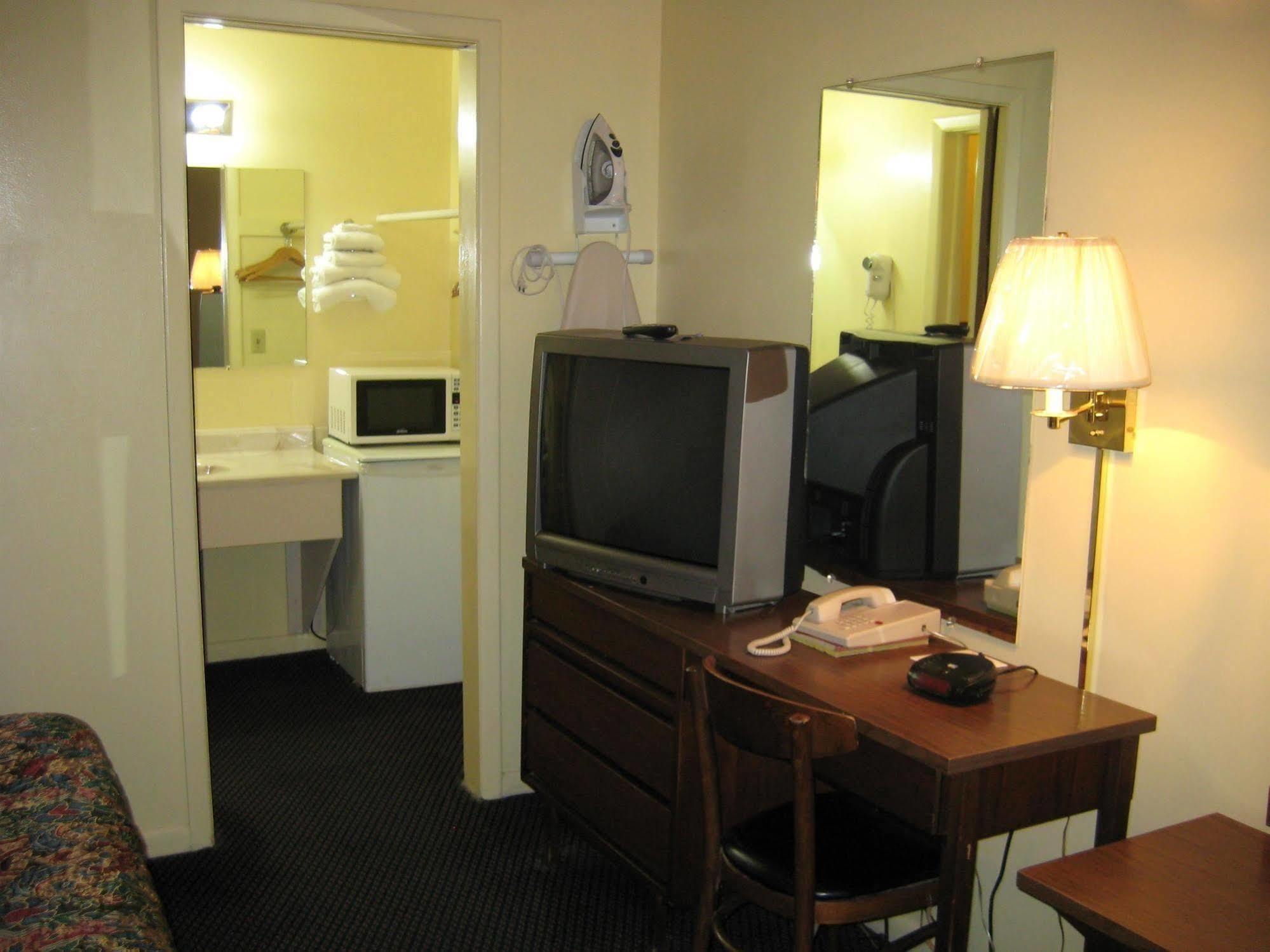 Luxury Inn Forrest City Εξωτερικό φωτογραφία